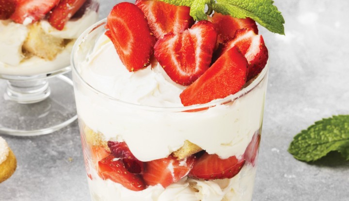 Strawberry Trifle Cups